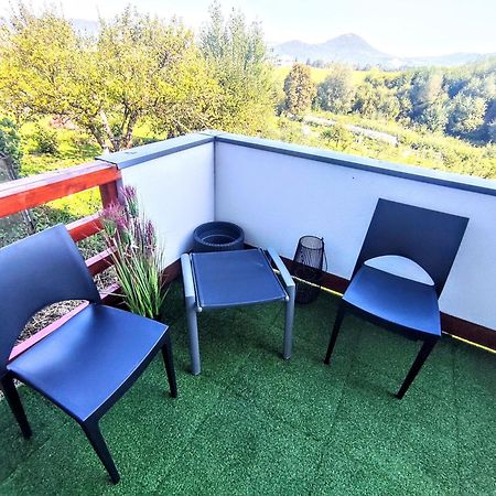 Comfort Apartment For 6 & Loggia & Free Parking Жилина Екстериор снимка