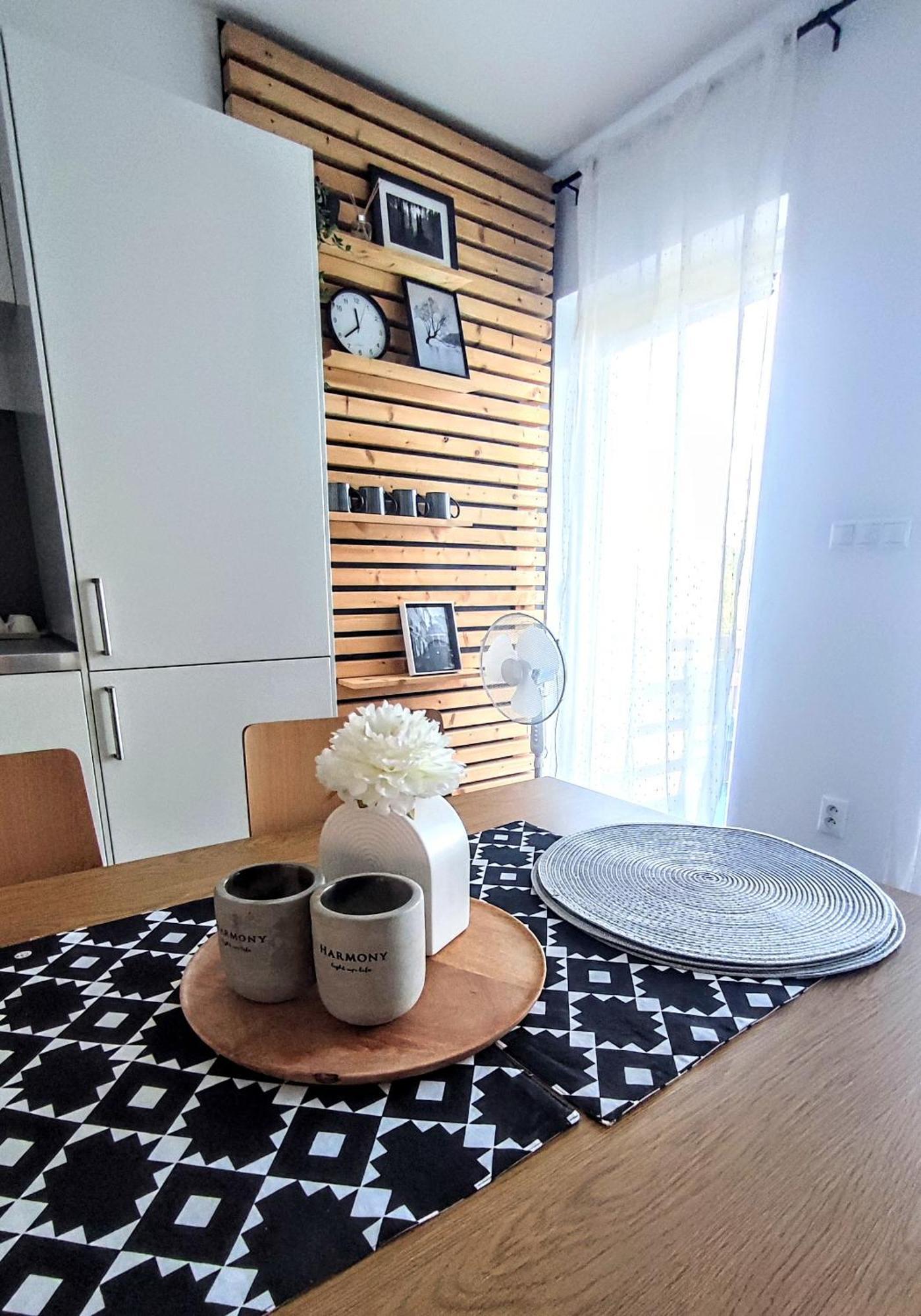 Comfort Apartment For 6 & Loggia & Free Parking Жилина Екстериор снимка